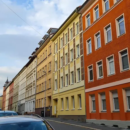 Stylische Flat1 Mit Französischem Balkon1 All-in 5g Apartment